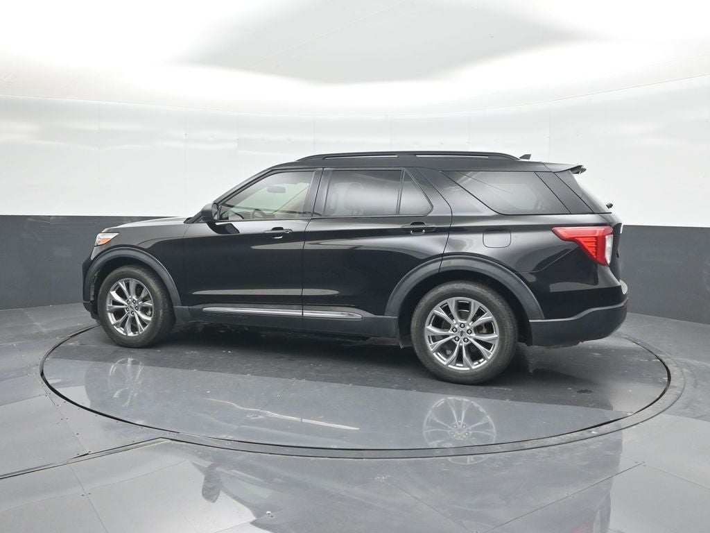 2021 Ford Explorer XLT 302A Package