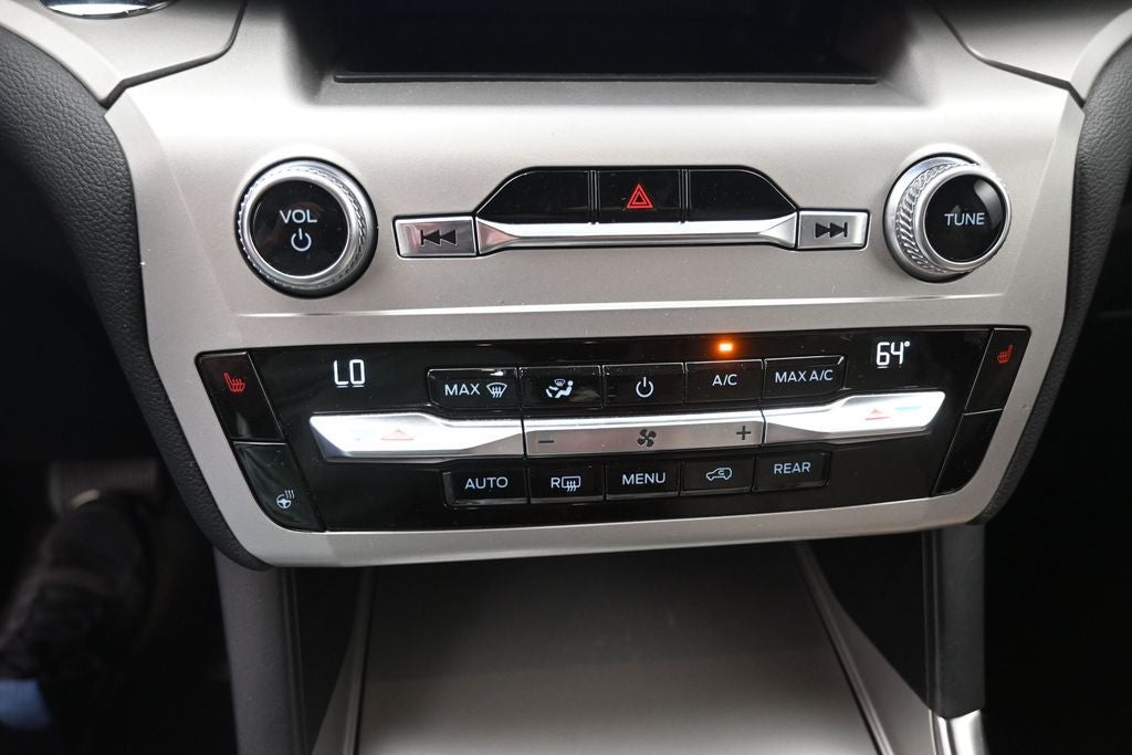 2021 Ford Explorer XLT 302A Package