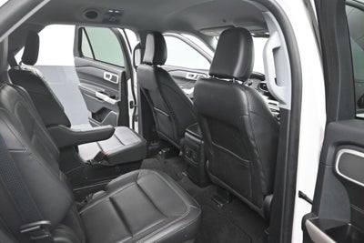 2023 Ford Explorer XLT 302A