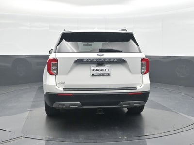 2023 Ford Explorer XLT 302A