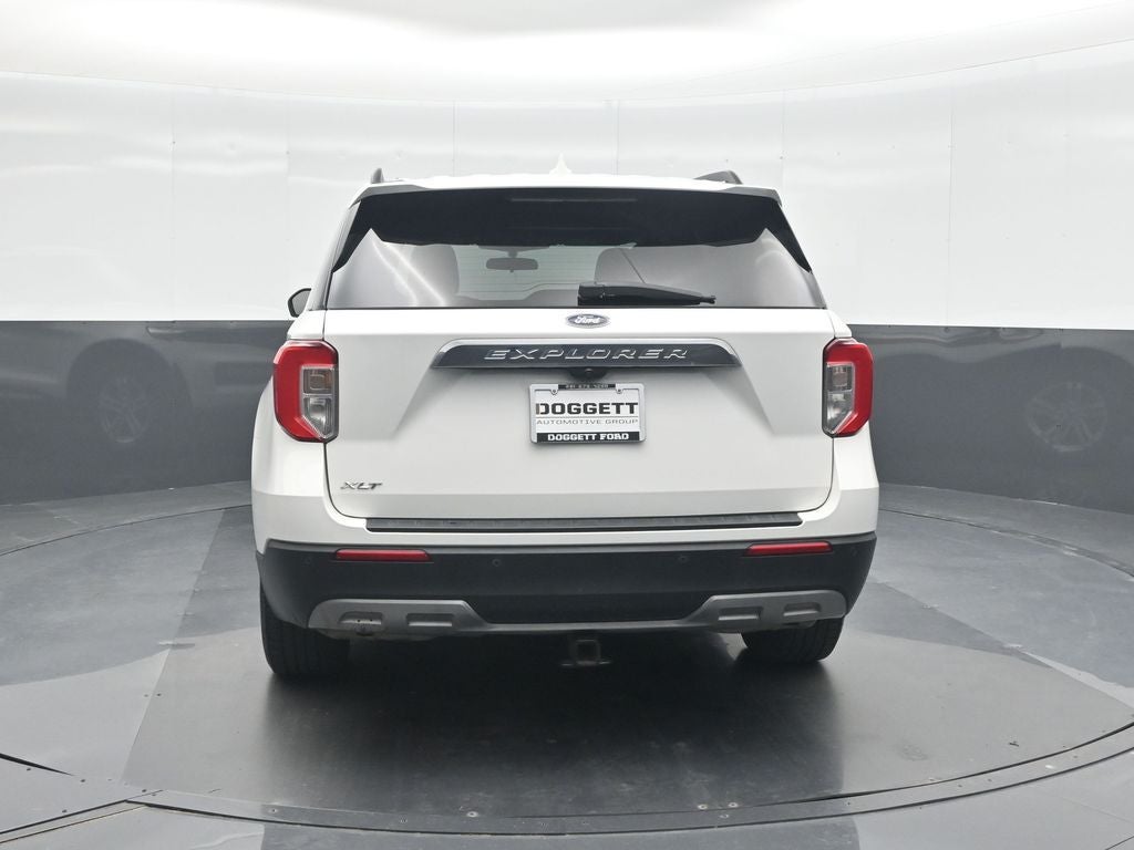 2023 Ford Explorer XLT 302A