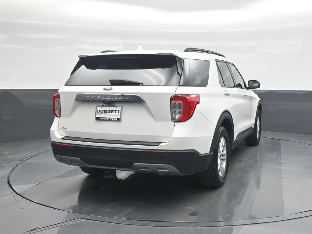 2023 Ford Explorer XLT 302A