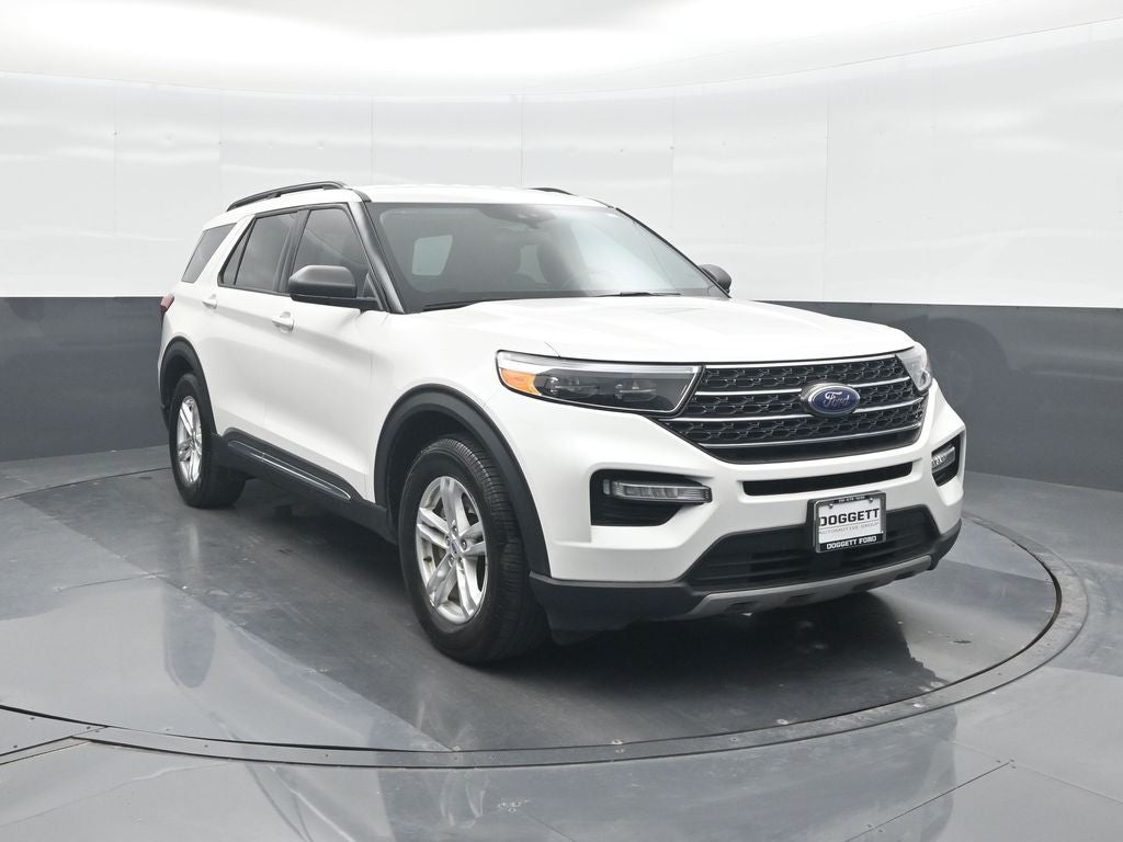 2023 Ford Explorer XLT 302A