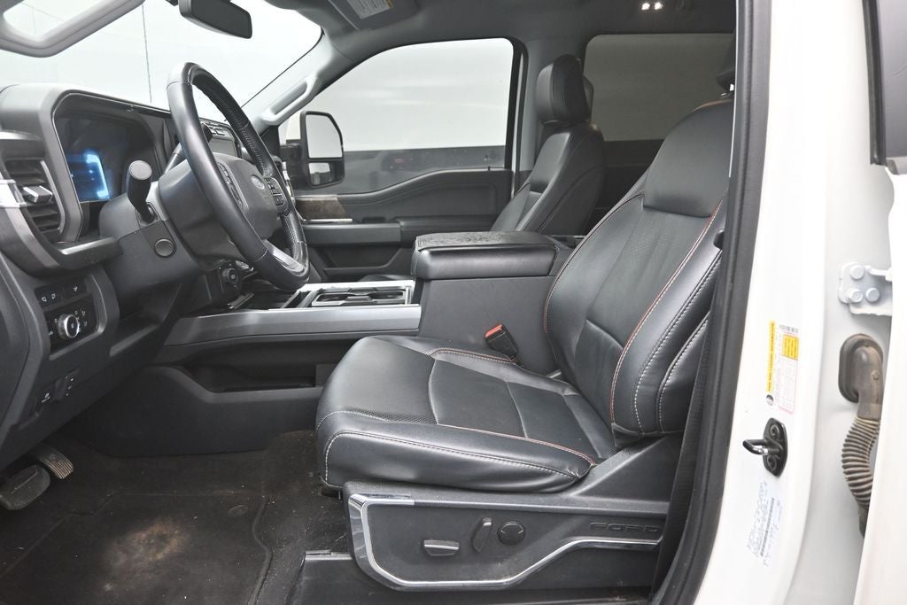 2023 Ford F-350SD Lariat