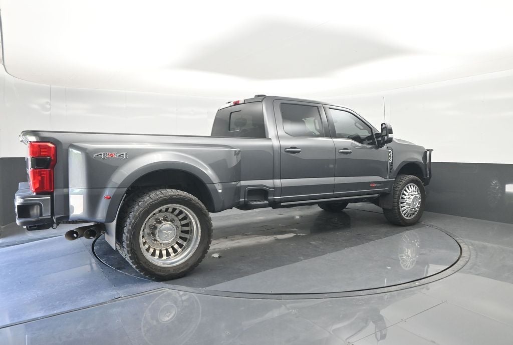 2023 Ford F-350SD Lariat DRW CUSTOM WHEELS & TIRES