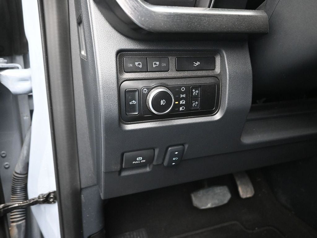 2024 Ford F-350SD Lariat DRW LIFTED