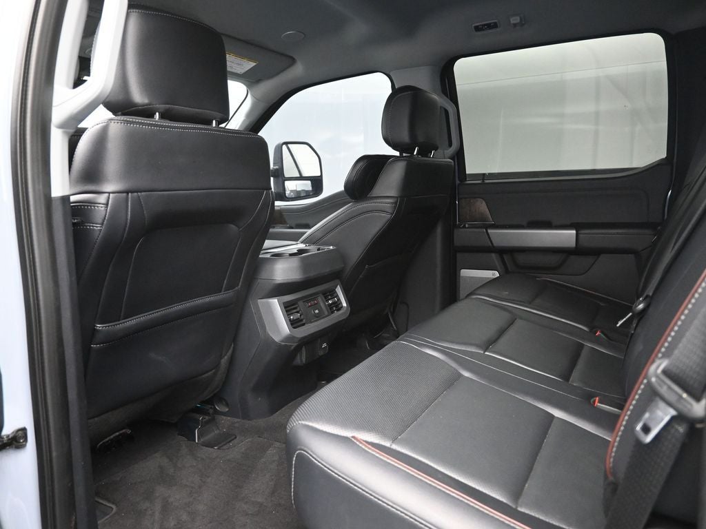 2024 Ford F-350SD Lariat DRW LIFTED