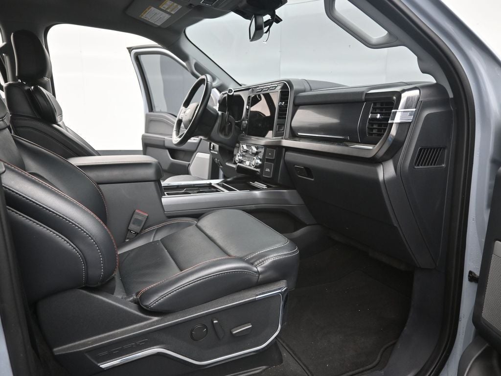 2024 Ford F-350SD Lariat DRW LIFTED