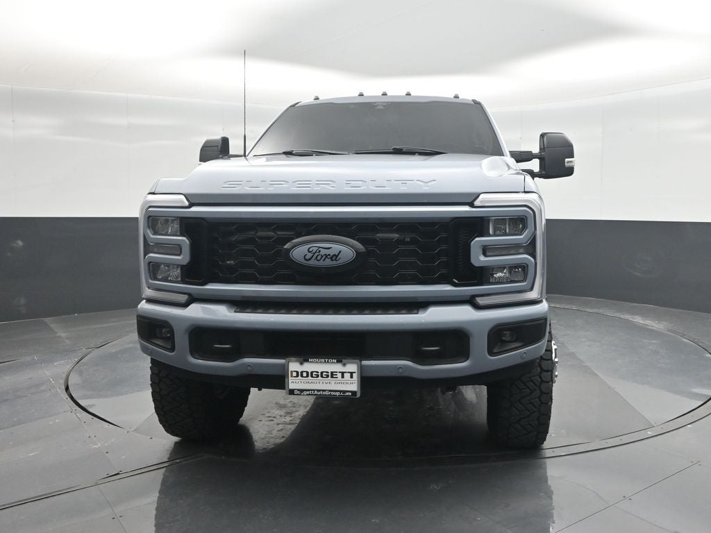 2024 Ford F-350SD Lariat DRW LIFTED