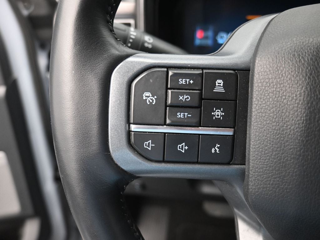 2024 Ford F-350SD Lariat DRW LIFTED