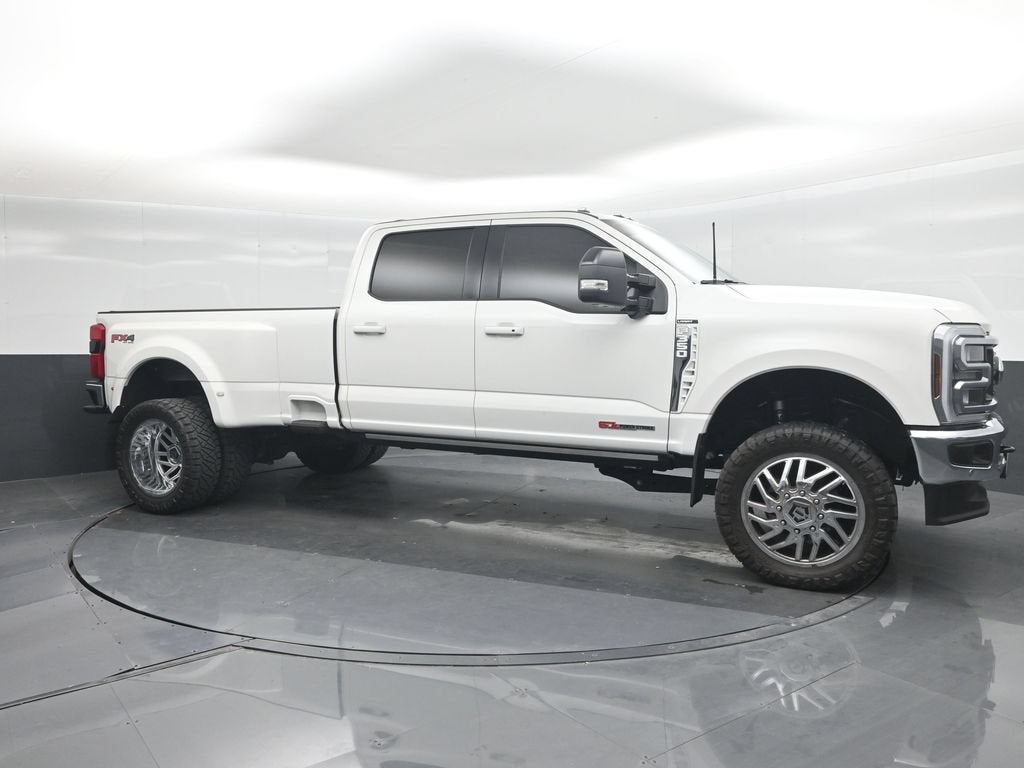 2025 Ford F-350SD Lariat Lariat Ultimate Package