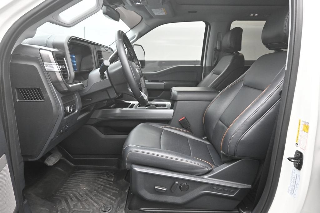 2025 Ford F-350SD Lariat Lariat Ultimate Package
