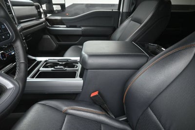 2025 Ford F-350SD Lariat Lariat Ultimate Package
