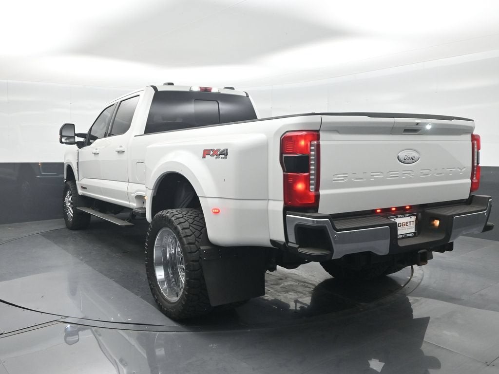 2025 Ford F-350SD Lariat Lariat Ultimate Package