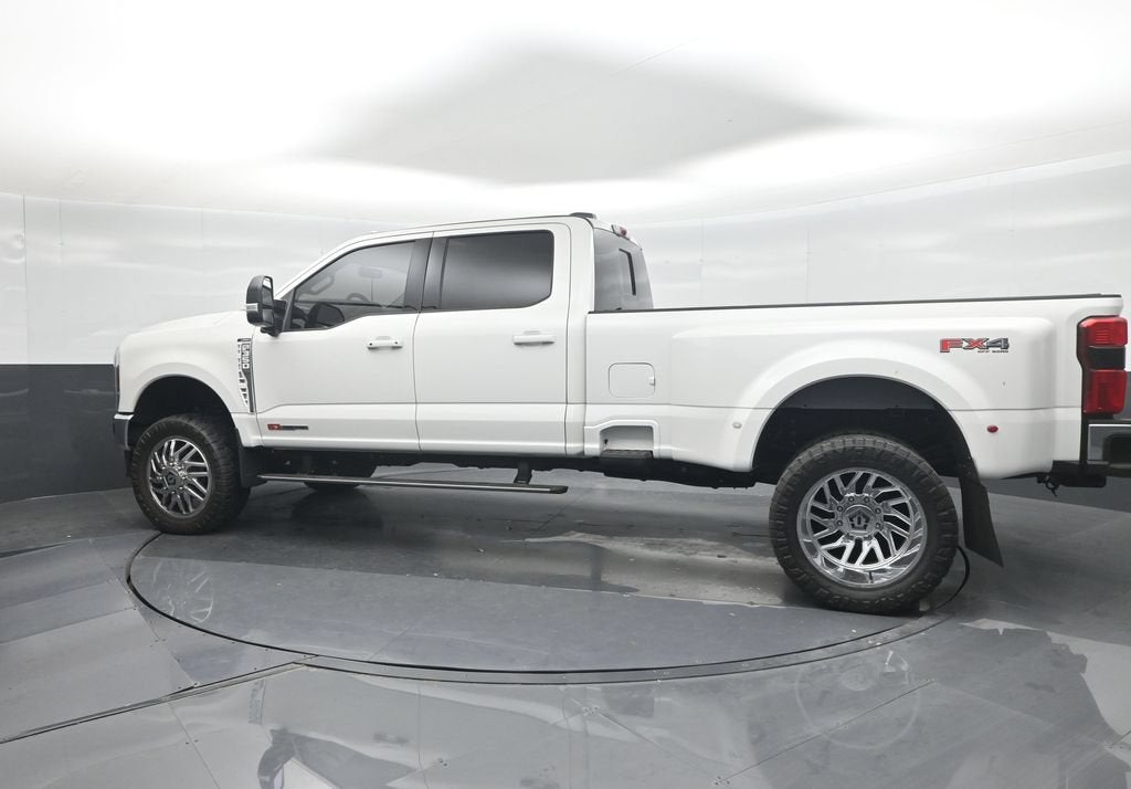 2025 Ford F-350SD Lariat Lariat Ultimate Package