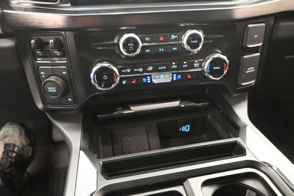 2025 Ford F-350SD Lariat Lariat Ultimate Package