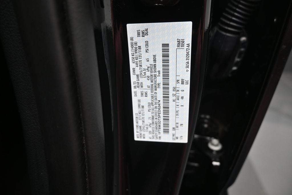 2023 Ford F-350SD Platinum LIFTED