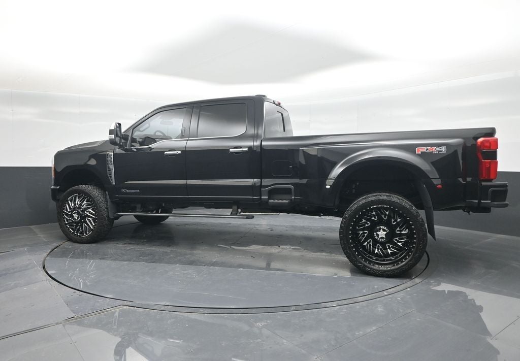 2023 Ford F-350SD Platinum LIFTED