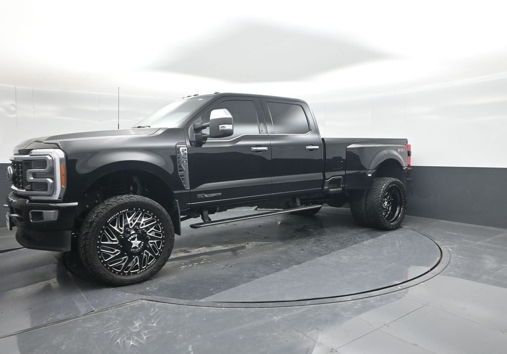2023 Ford F-350SD Platinum LIFTED
