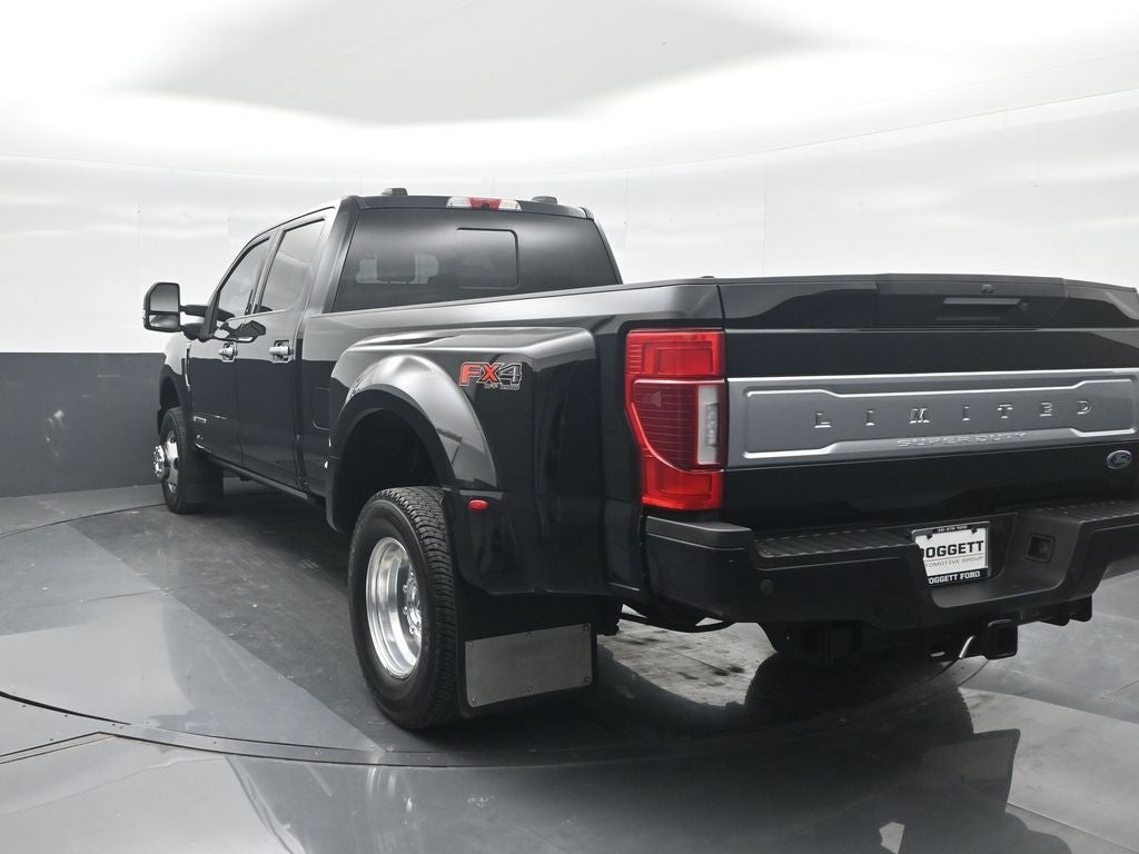 2022 Ford F-350SD Limited DUELLY