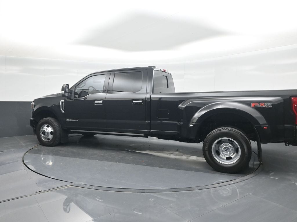 2022 Ford F-350SD Limited DUELLY