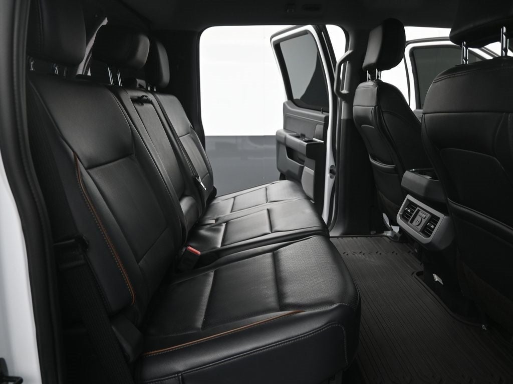 2025 Ford F-450SD Lariat DRW