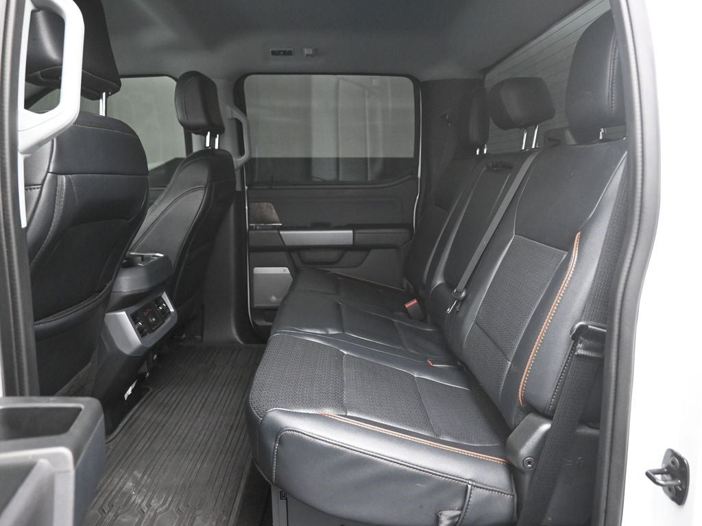 2025 Ford F-450SD Lariat DRW