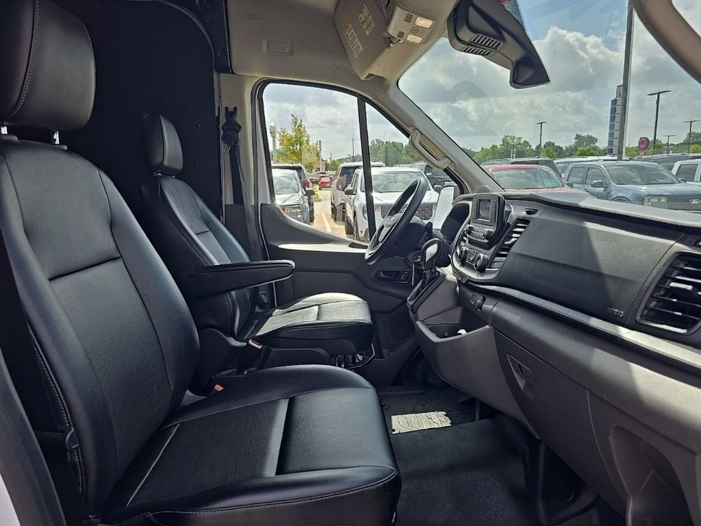 2024 Ford Transit-250 Base MID ROOF