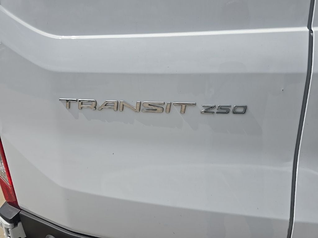 2024 Ford Transit-250 Base MID ROOF