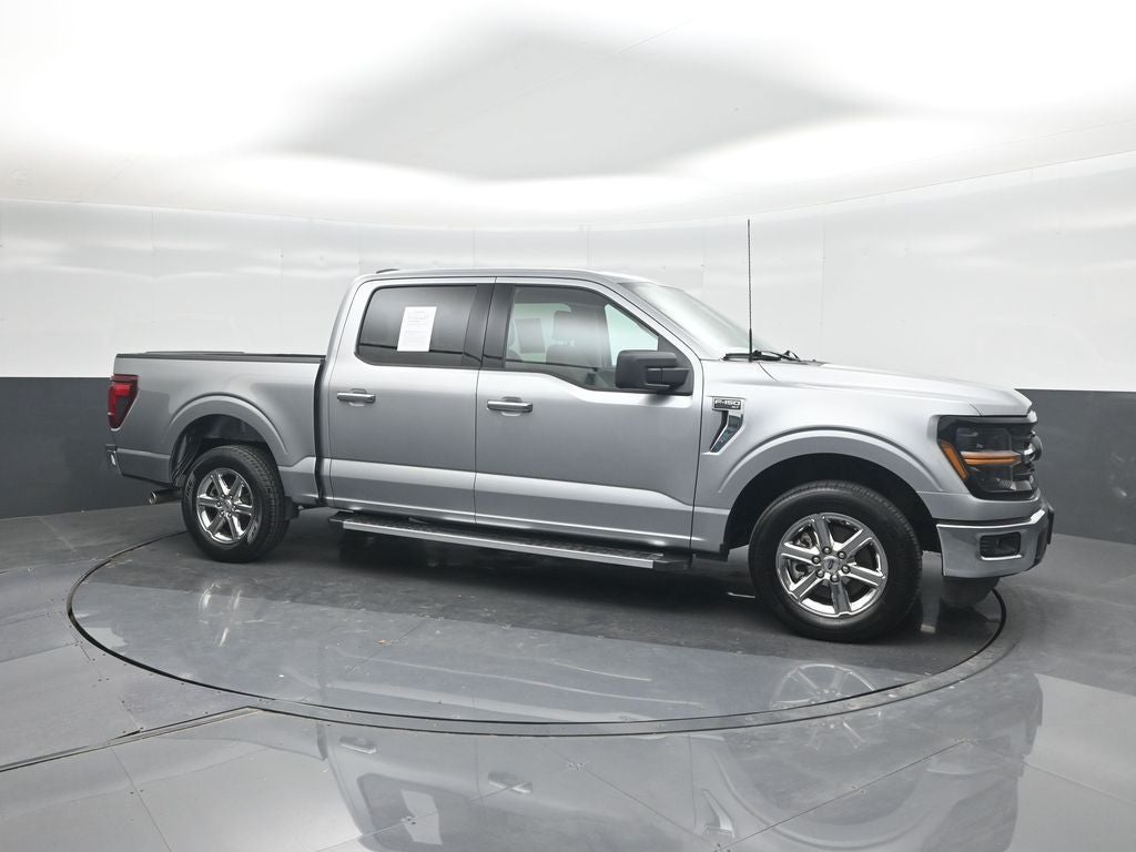 2025 Ford F-150 XLT V8