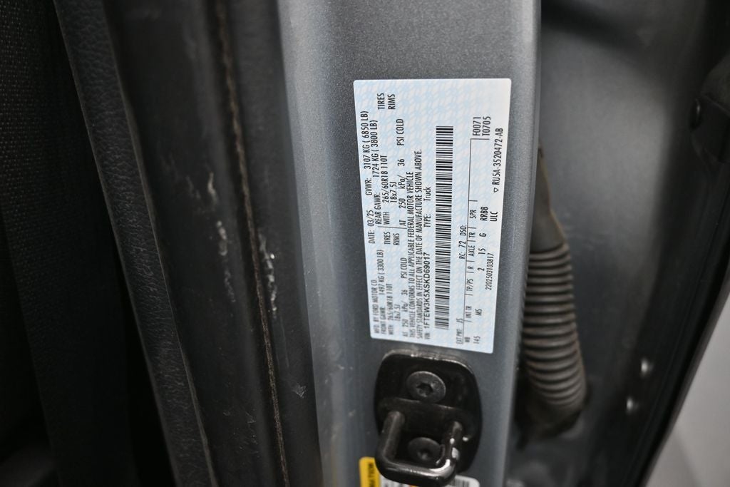 2025 Ford F-150 XLT V8