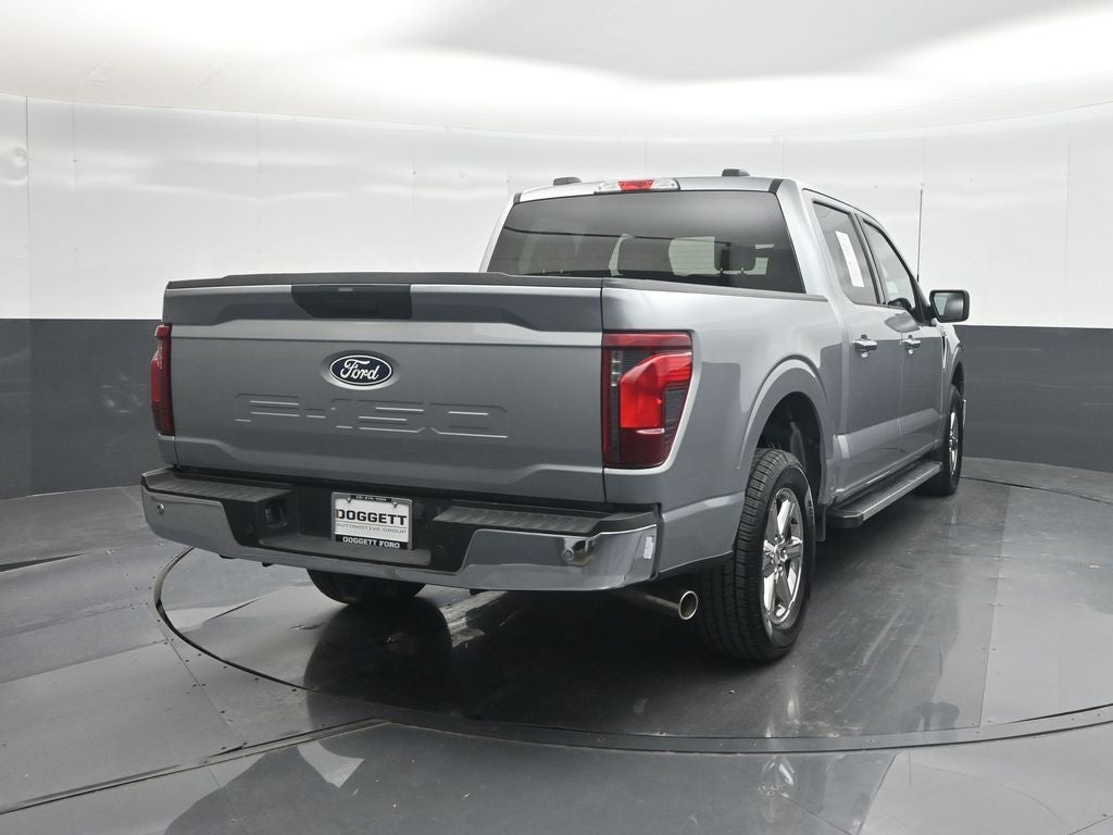 2025 Ford F-150 XLT V8