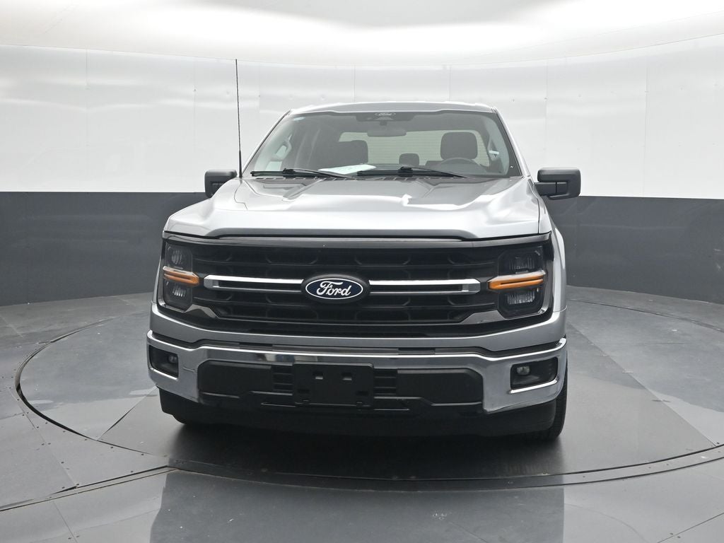 2025 Ford F-150 XLT V8