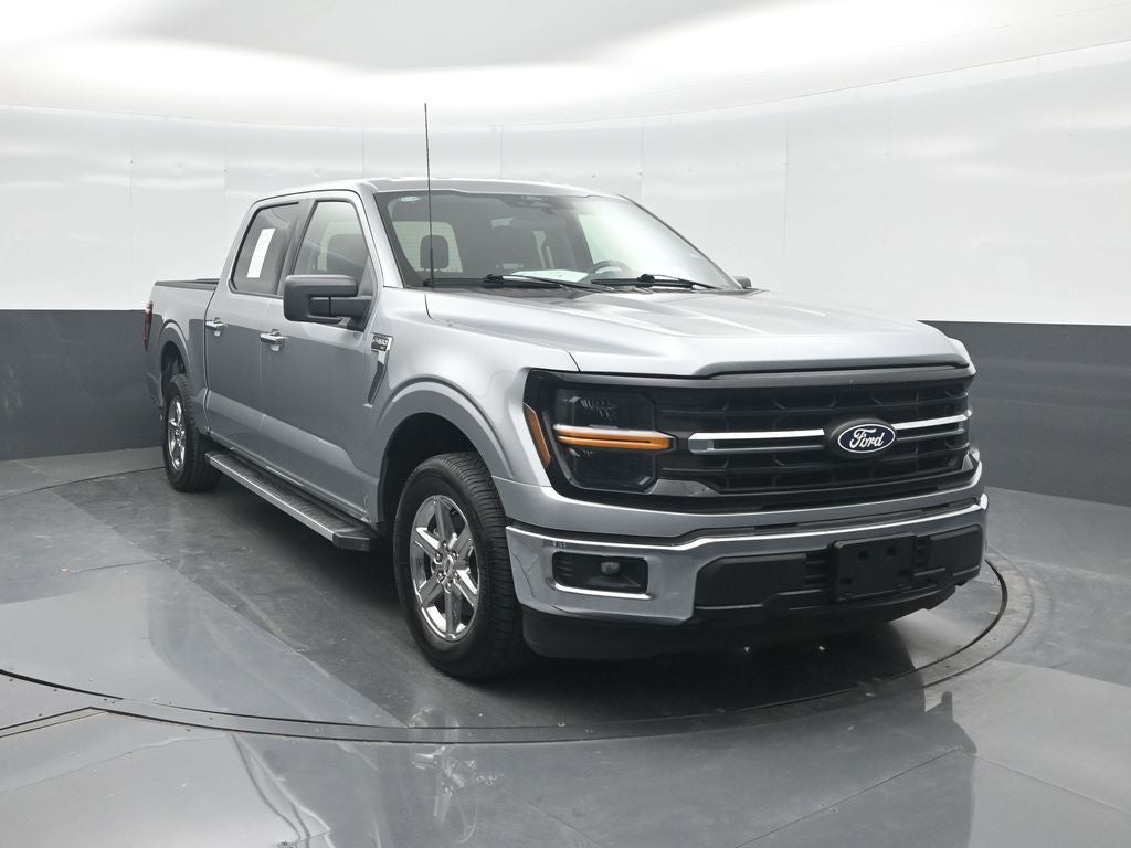 2025 Ford F-150 XLT V8