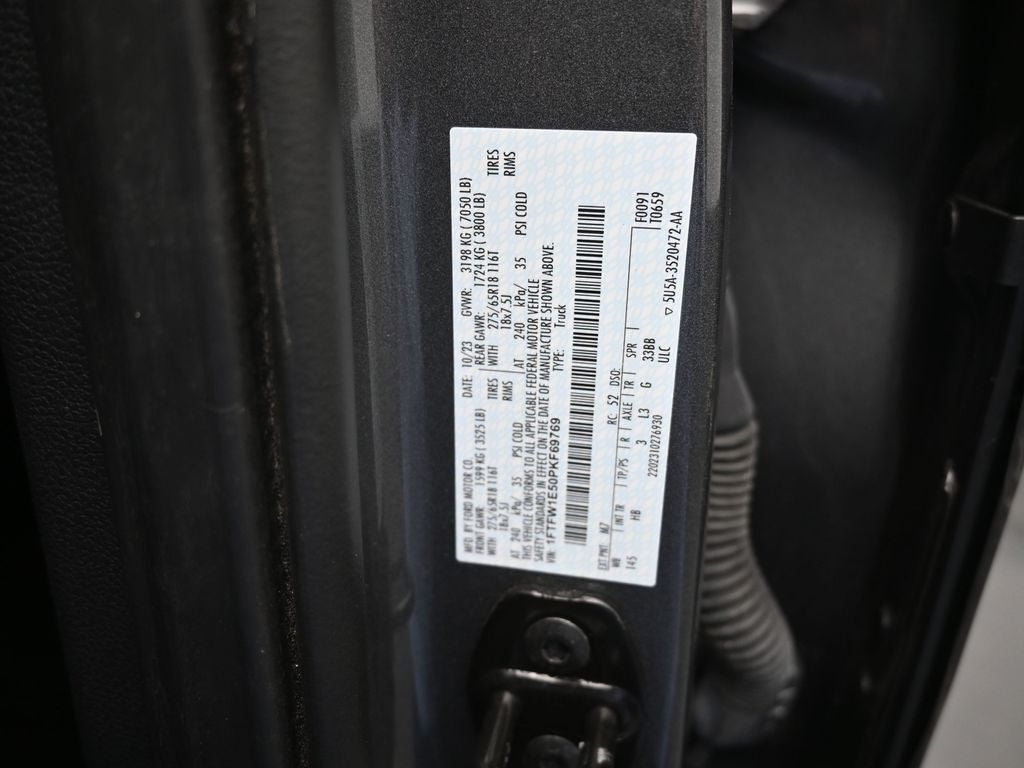 2023 Ford F-150 Lariat LIFTED