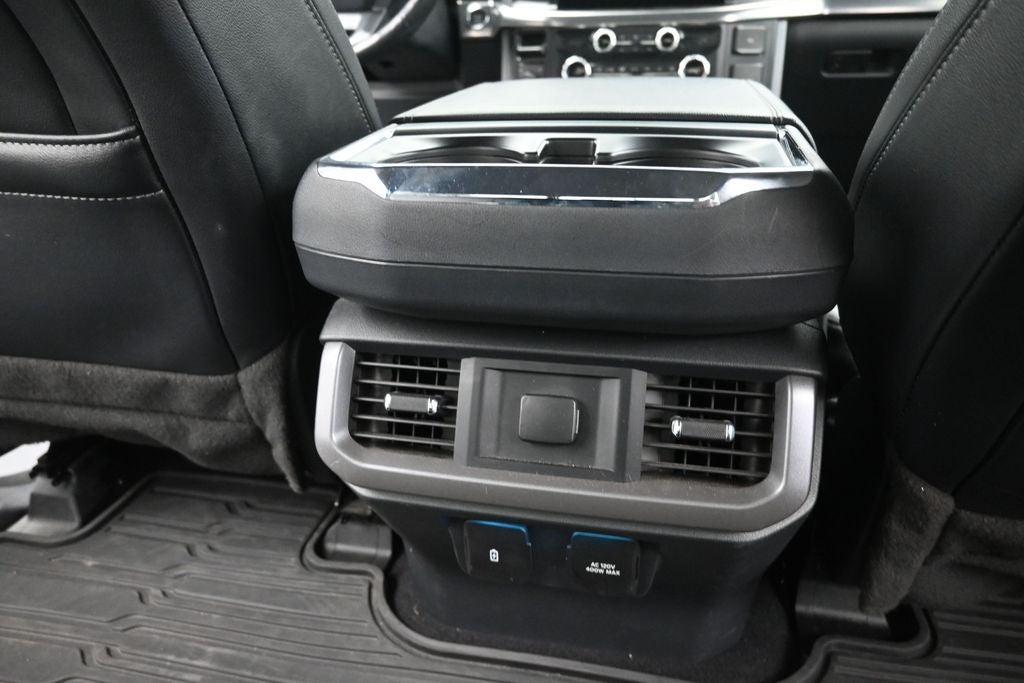 2023 Ford F-150 Lariat V8