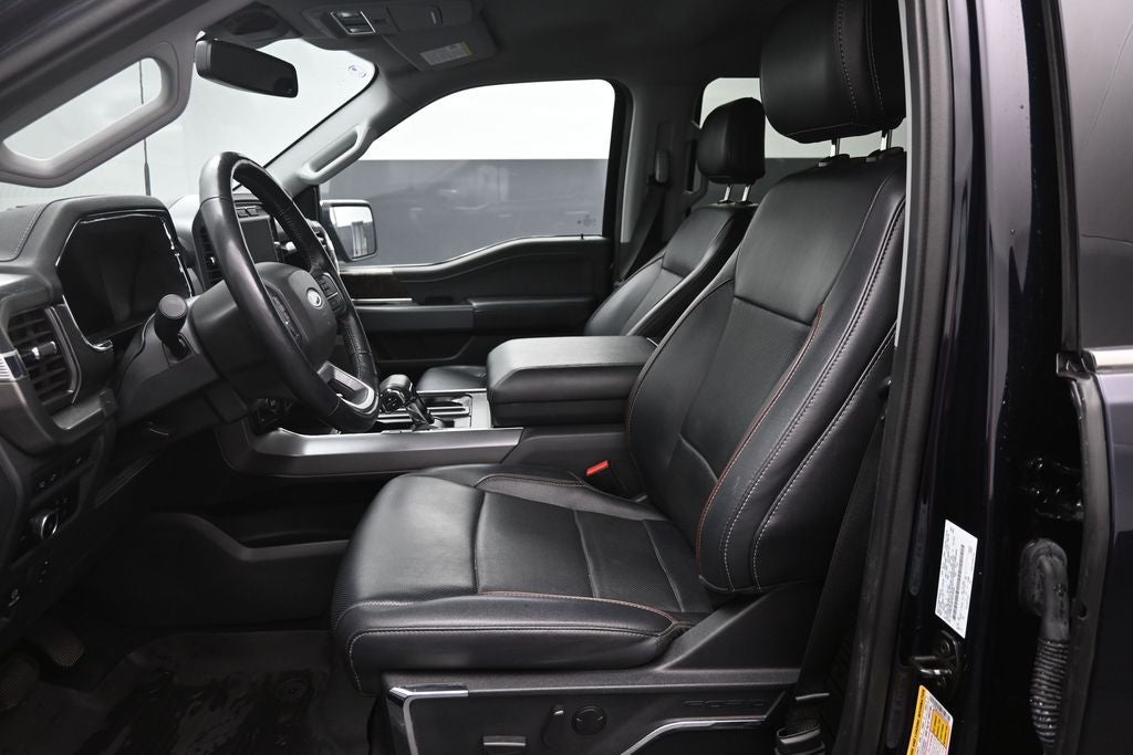 2023 Ford F-150 Lariat V8