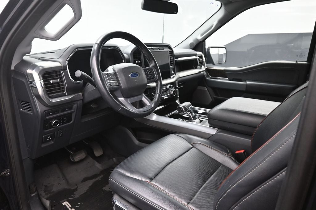2023 Ford F-150 Lariat V8