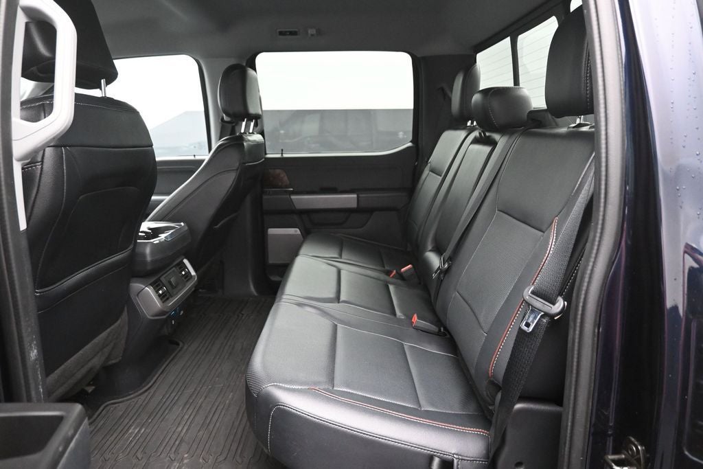 2023 Ford F-150 Lariat V8