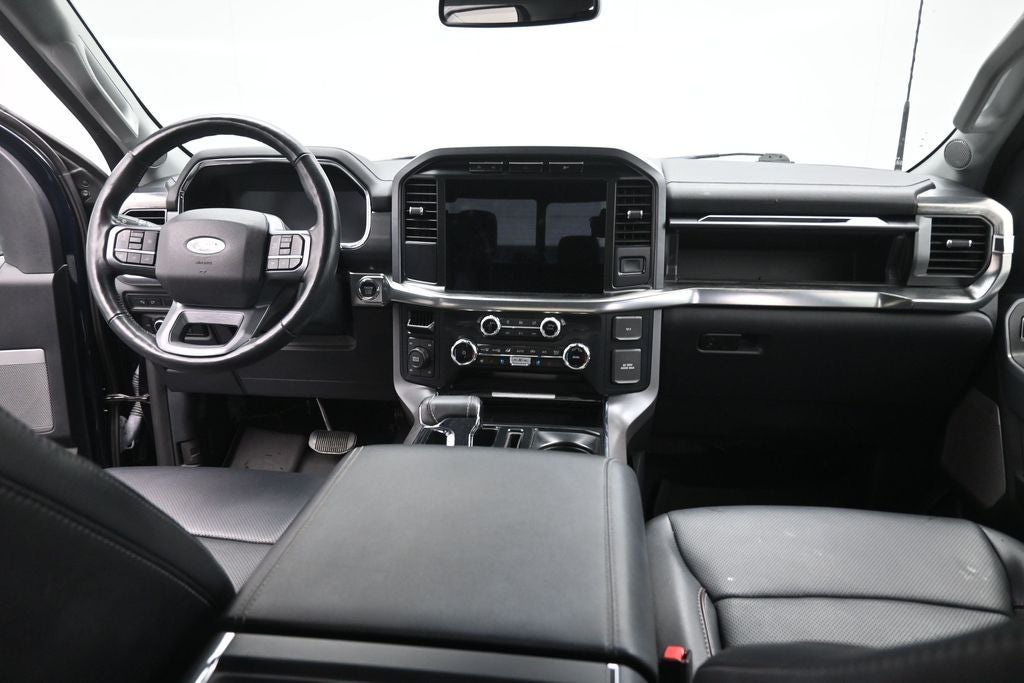 2023 Ford F-150 Lariat V8