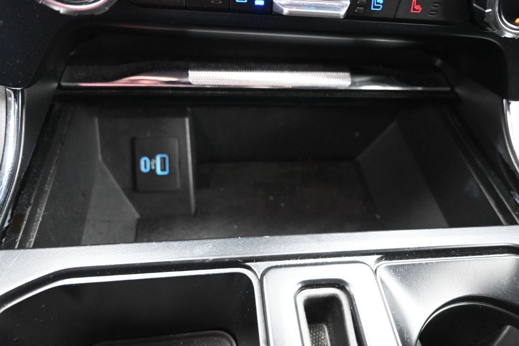 2023 Ford F-150 Lariat V8