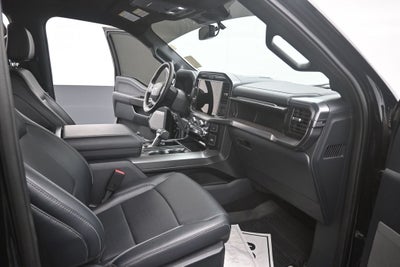 2025 Ford F-150 Lariat BLACK APPEARANCE PKG