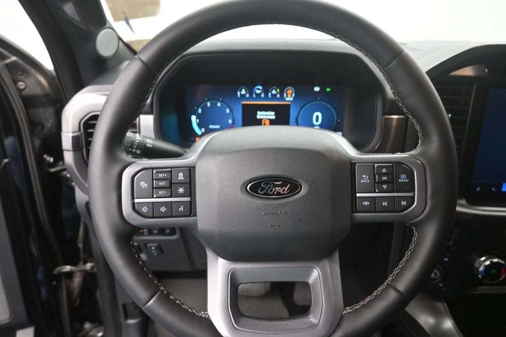 2025 Ford F-150 Lariat BLACK APPEARANCE PKG