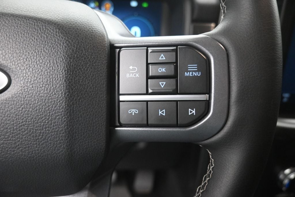 2025 Ford F-150 Lariat BLACK APPEARANCE PKG
