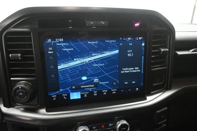 2025 Ford F-150 Lariat BLACK APPEARANCE PKG