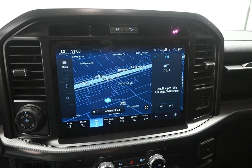 2025 Ford F-150 Lariat BLACK APPEARANCE PKG