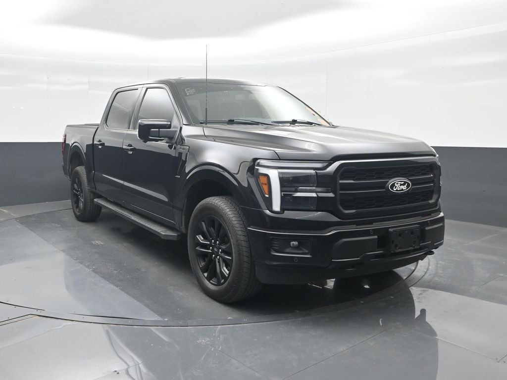 2025 Ford F-150 Lariat BLACK APPEARANCE PKG