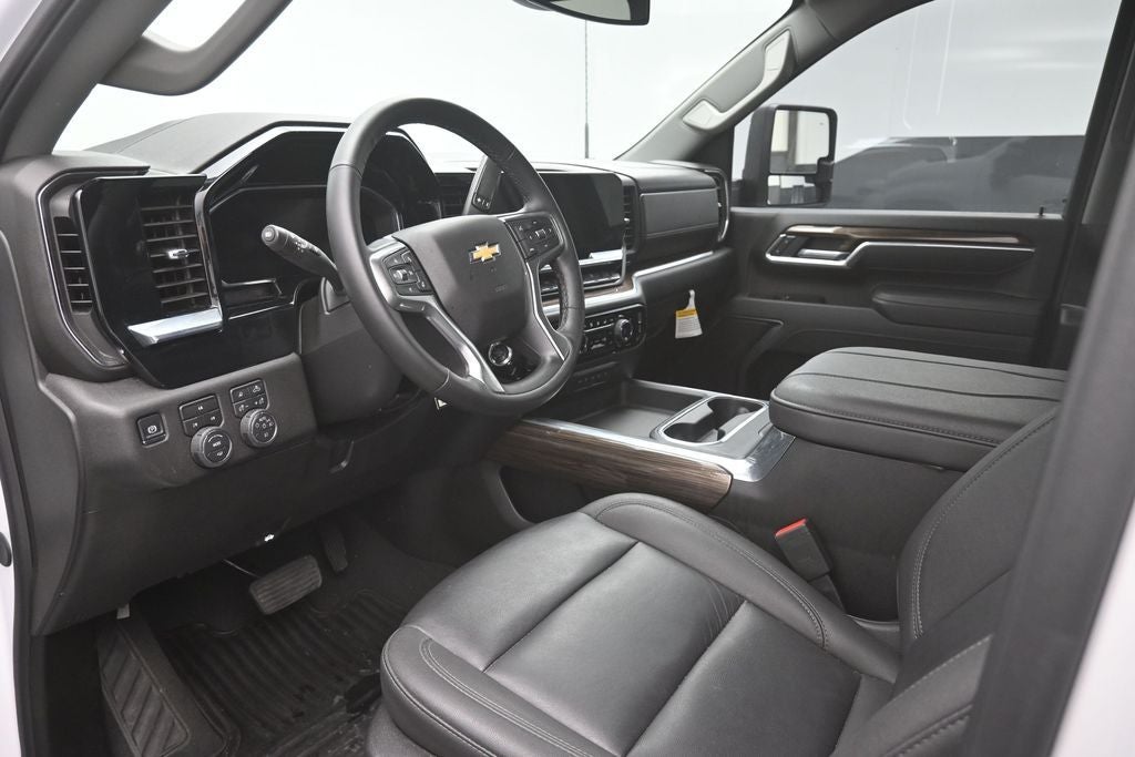 2026 Chevrolet Silverado 3500HD LT DRW