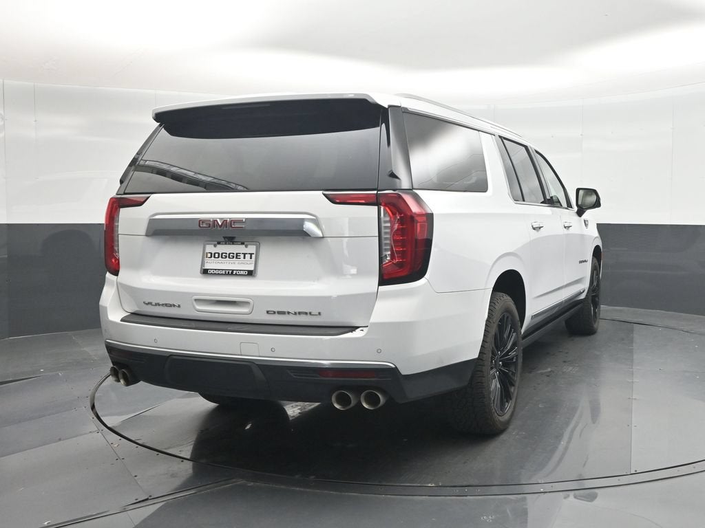 2022 GMC Yukon XL Denali