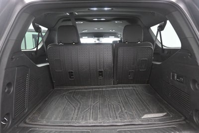 2022 Chevrolet Suburban LT
